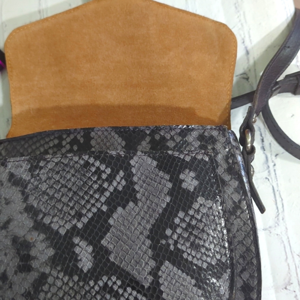 NWT PATRICIA NASH PADOVA CROCO- EMBOSSED LEATHER SADDLE BAG WITH DUST BAG - Picture 7 of 11